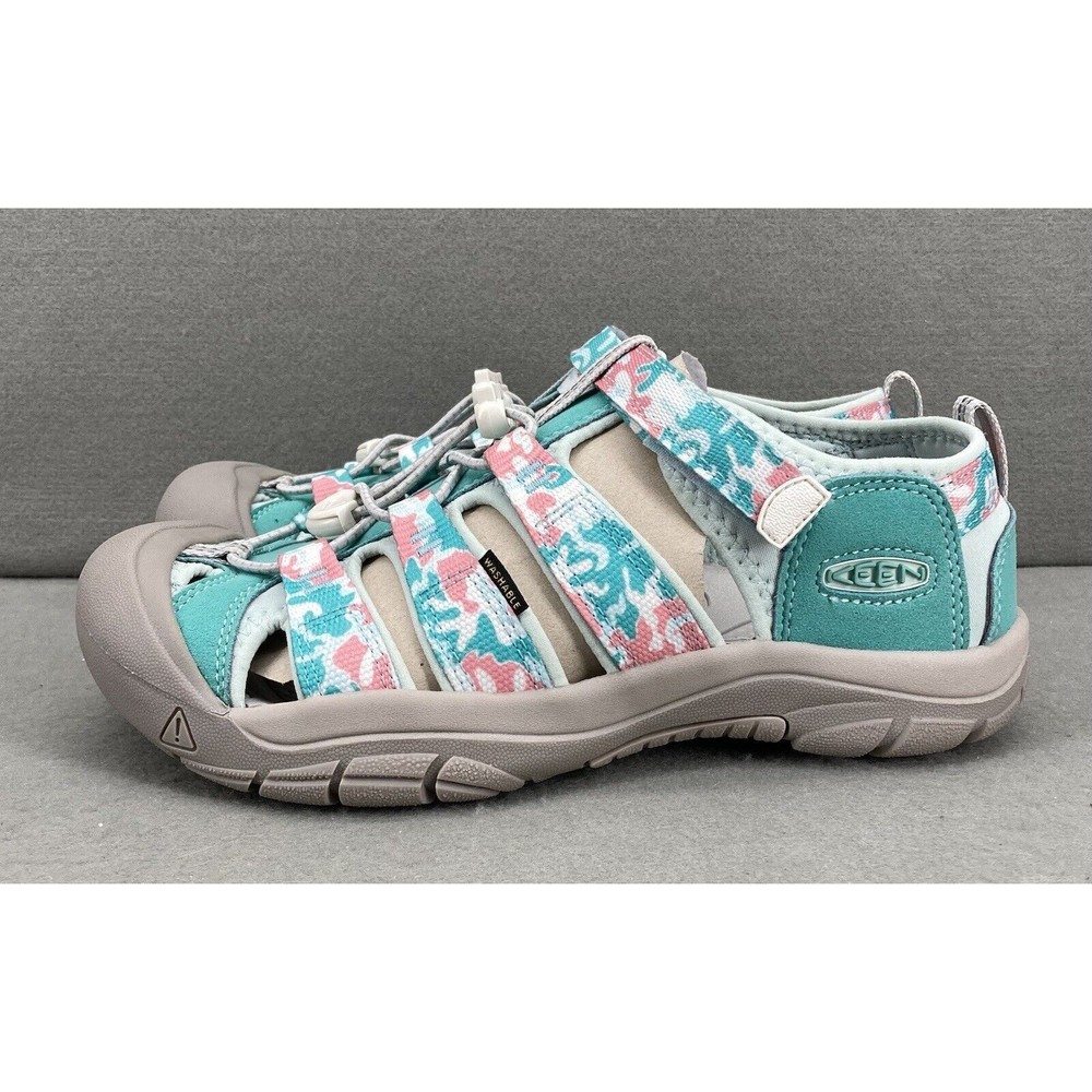 Keen Sandals Six Size 6 Youth Newport H2 Aqua Teal Camo Pink Icing Big Kids Shoe